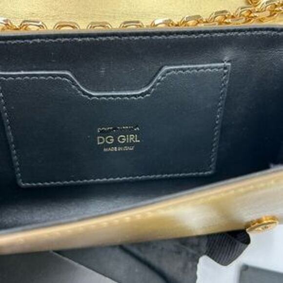 Women's Dolce & Gabbana DG girls metallic gold crossbody bag made in Italy - Picture 2 of 14